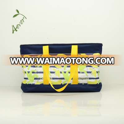 100% Polyester 600D Oxford Fabric Collapsible Carry Picnic Basket with 2 Piece Lunch Bag Set